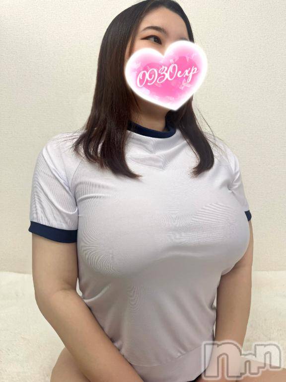 新潟デリヘル奥様特急 新潟店(オクサマトッキュウニイガタテン) みおり(20)の11月10日写メブログ「新しくなりました🩷🩷」