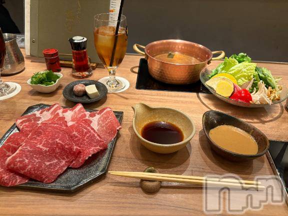 新潟デリヘル奥様特急 新潟店(オクサマトッキュウニイガタテン)みおり(20)の2025年3月30日写メブログ「わっ！🥺🥺」