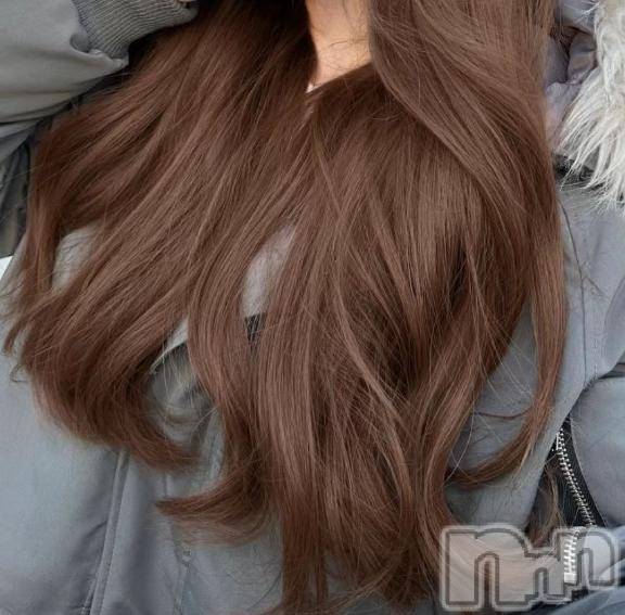 長岡デリヘル純・無垢(ジュンムク) なつき☆プラチナ(18)の11月25日写メブログ「本日出勤😍」