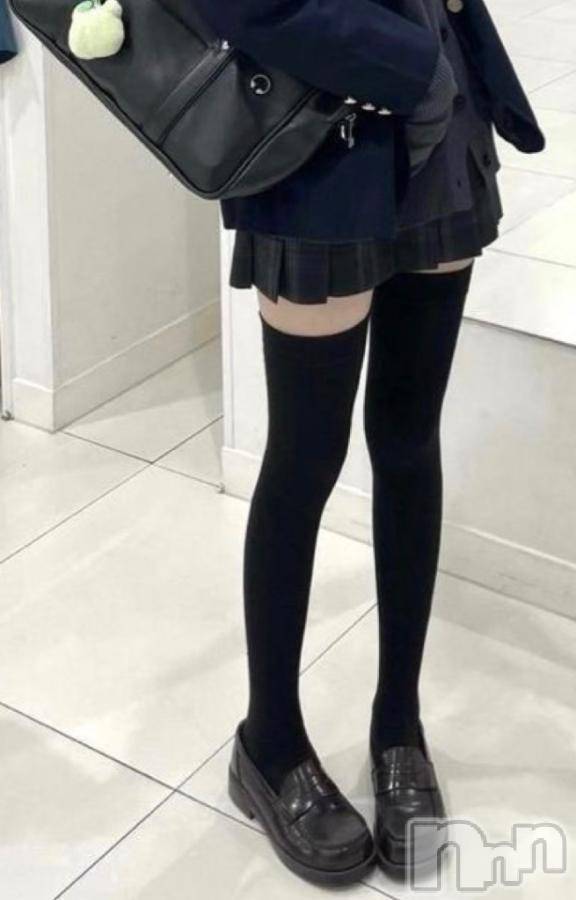 長岡デリヘル純・無垢(ジュンムク) なつき☆プラチナ(18)の3月6日写メブログ「18時からいるよ～」