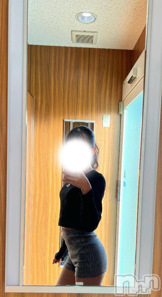 新潟デリヘル新潟風俗Noel-ノエル-(ノエル)らな(20)の2025年12月5日写メブログ「待っててね🥲」