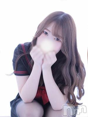 ひびき(20) 身長157cm、スリーサイズB82(E).W55.H83。 全力！！乙女坂46在籍。