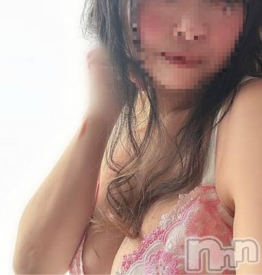 ゆかり(36) 身長151cm、スリーサイズB93(G以上).W74.H89。 新潟三条燕ちゃんこ在籍。