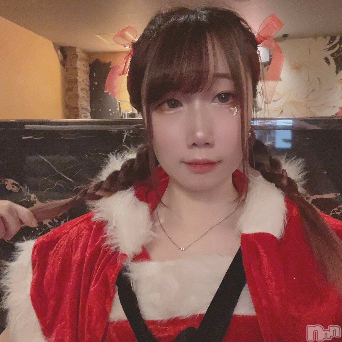 ���ܱ�������Х��顦�����CLUB FOUR LEAF(�ե����꡼��) ��2025ǯ12��19���̥�֥����֤���Ƥ�ܤ��Ρ�