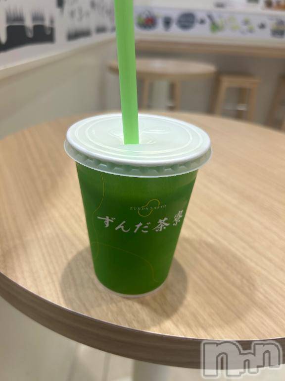 三条デリヘル新潟デリヘル倶楽部　三条店(ニイガタデリヘルクラブ　サンジョウテン) かのん(21)の5月9日写メブログ「います🙋‍♀️」