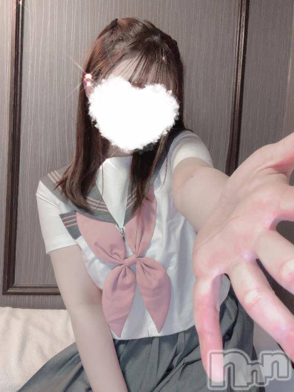 新潟ソープスチュワーデス みなみ(21)の4月7日写メブログ「しゅっ🌟」