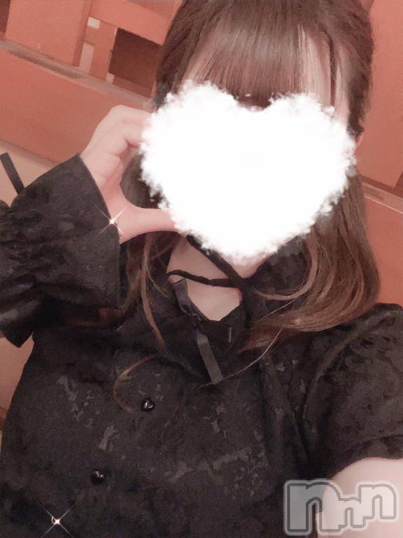 新潟ソープスチュワーデス みなみ(21)の6月10日写メブログ「おやしゅみ🌙」