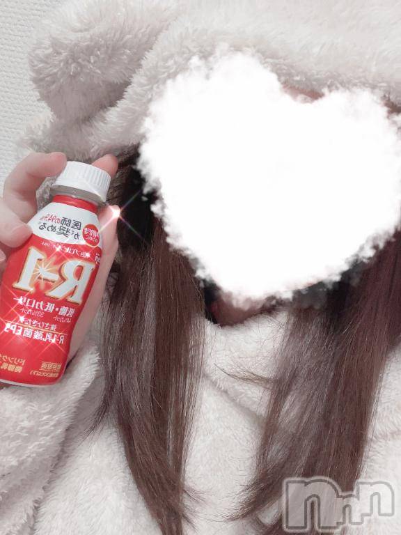 新潟ソープスチュワーデスみなみ(21)の2025年4月4日写メブログ「ぱわー！💪🏻💓」