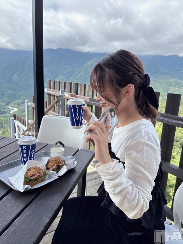 ƲХ顦Lounge Veranda(饦󥸥٥) ʤĤ109ֽ̥֥жС