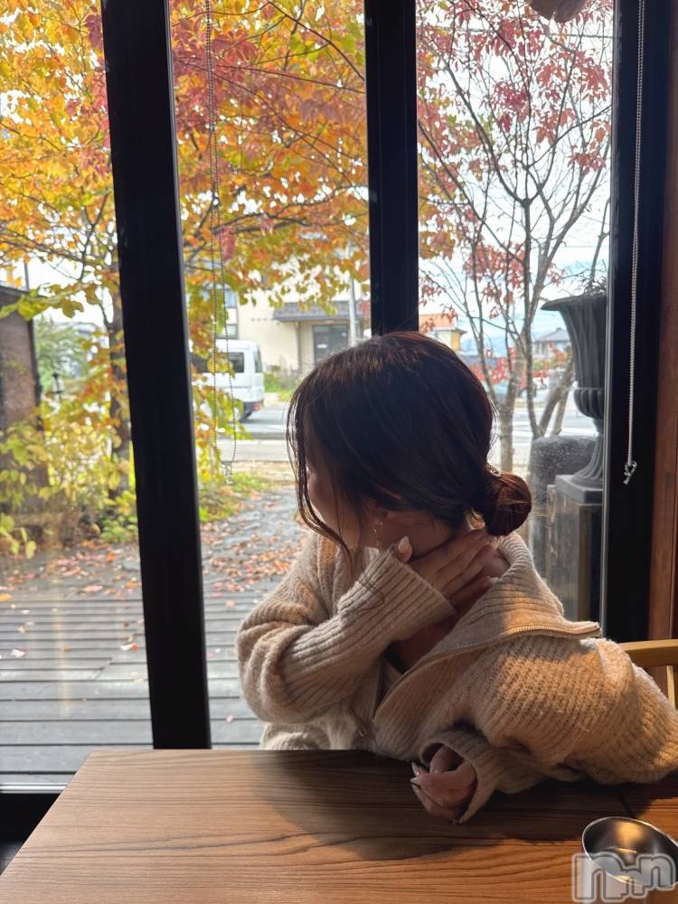 ƲХ顦Lounge Veranda(饦󥸥٥) ʤĤ1111ֽ̥֥жС