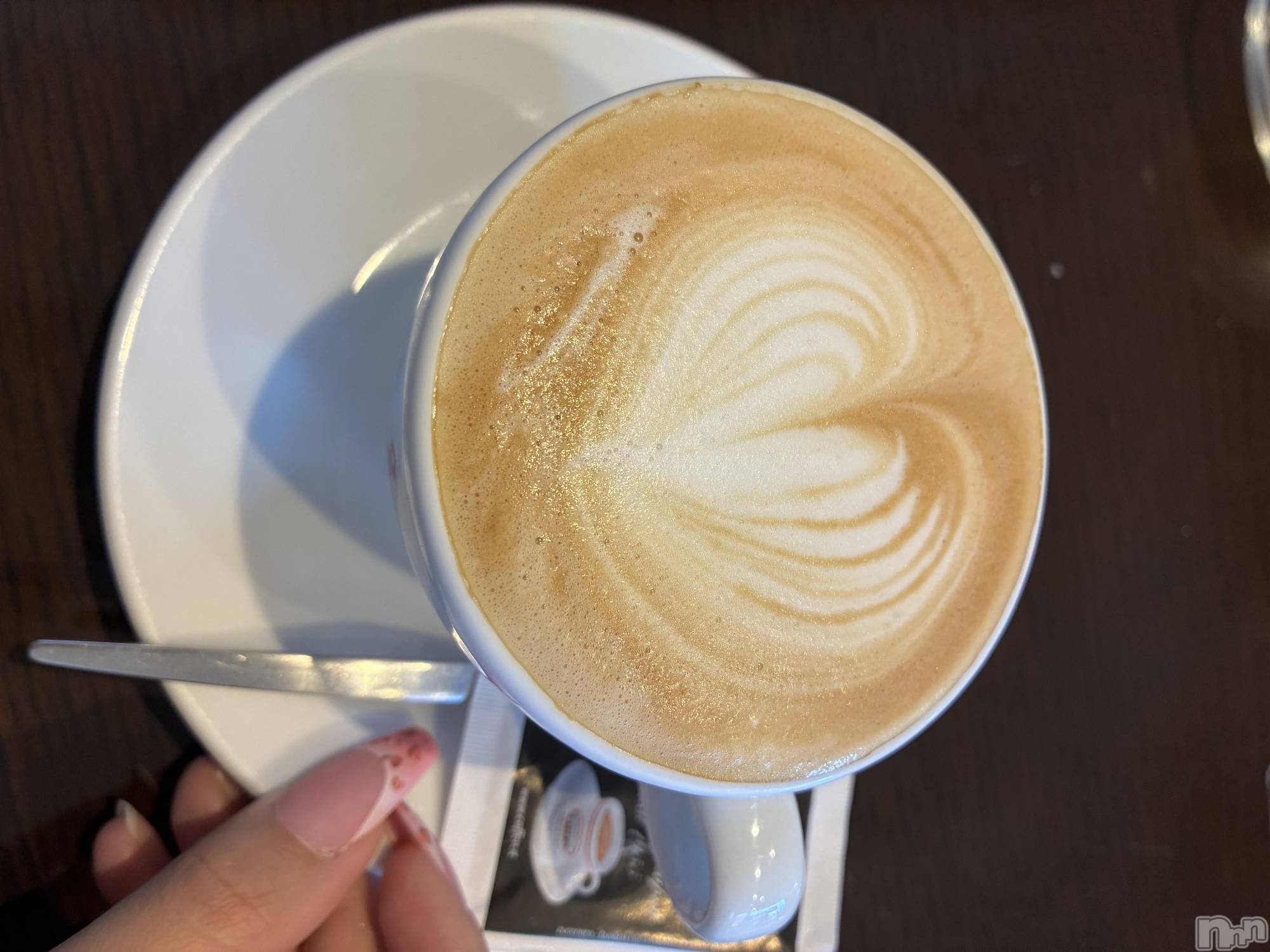 ƲХ顦Lounge Veranda(饦󥸥٥) 2025ǯ1121ֽ̥֥жС