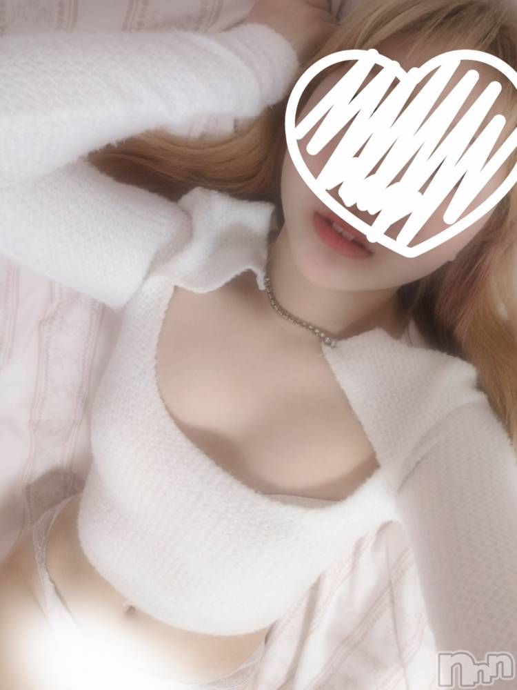新潟デリヘル新潟デリヘル倶楽部(ニイガタデリヘルクラブ) ひろみ(19)の4月16日写メブログ「🩷思い出して1人でシちゃうひろみは変態…？🩷」