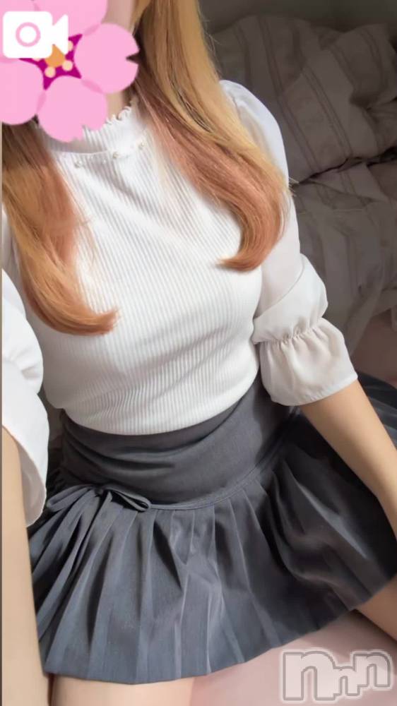 新潟デリヘル新潟デリヘル倶楽部(ニイガタデリヘルクラブ) ひろみ(19)の4月25日写メブログ「🩷もうすぐ終わっちゃう！😭🩷」