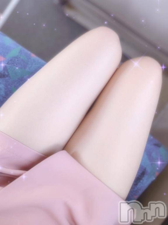 新潟デリヘル新潟デリヘル倶楽部(ニイガタデリヘルクラブ)ひろみ(19)の2025年7月23日写メブログ「🩷お洋服のその下は…？🩷」