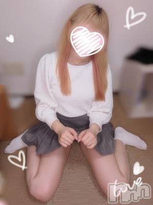 新潟デリヘル 新潟デリヘル倶楽部(ニイガタデリヘルクラブ) ひろみ(19)の5月17日写メブログ「🩷チラッ😻🩷」