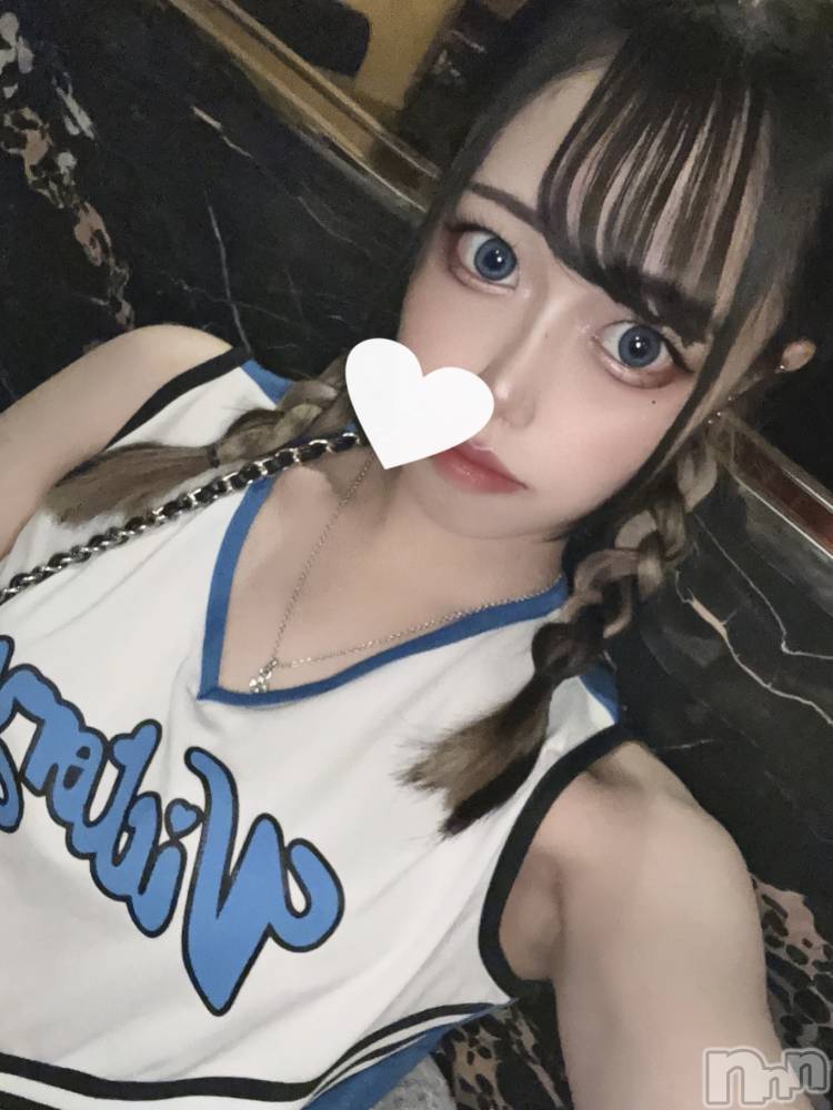 ���ܱ�������Х��顦�����CLUB FOUR LEAF(�ե����꡼��) �ߤ�Ӥ�1��24���̥�֥����֥�������✨��