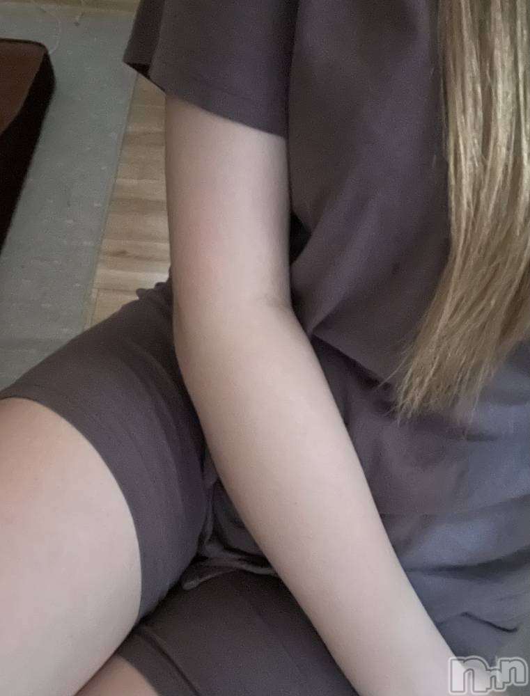 新潟メンズエステMYIRO　-マイロ-(マイロ) りな(22)の5月11日写メブログ「なにきる？🥹」