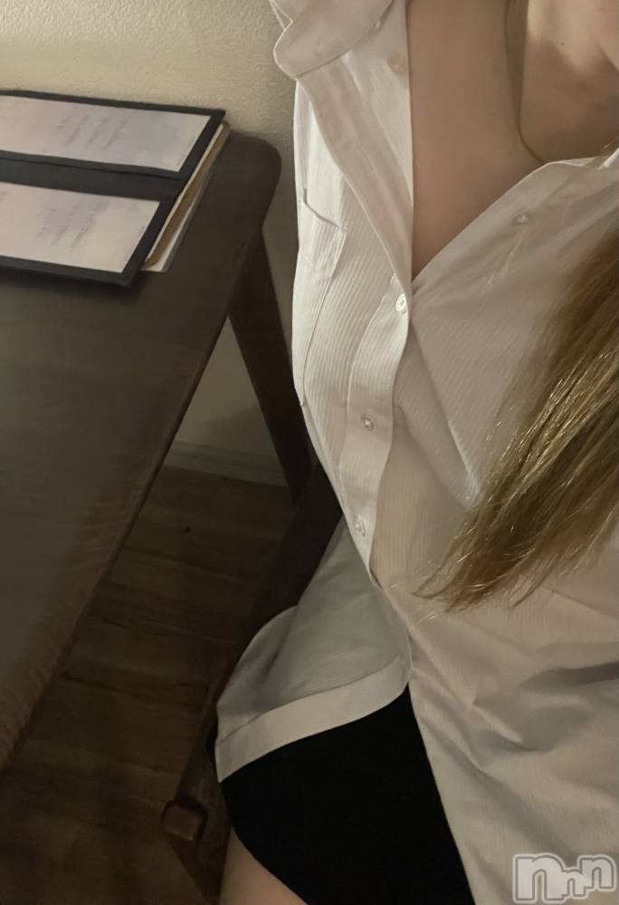 新潟メンズエステMYIRO　-マイロ-(マイロ) りな(22)の6月13日写メブログ「ちょっと秘密にしたいサービスやってます」