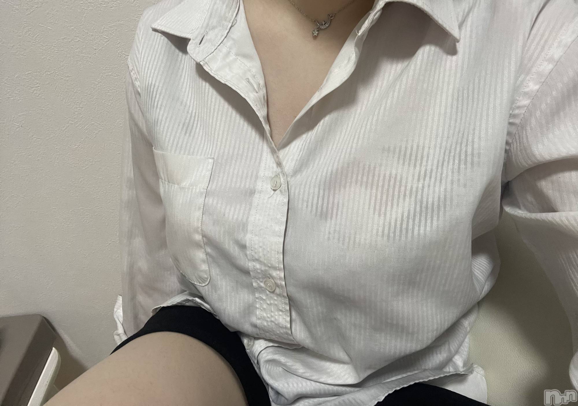 新潟メンズエステMYIRO　-マイロ-(マイロ)りな(22)の2026年4月4日写メブログ「時間の感覚バグっちゃう。」