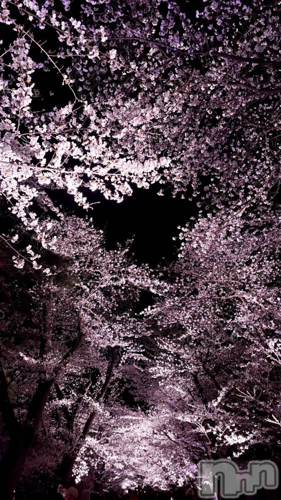 ��Ʋ����Х��顦�����Lounge Veranda(�饦�󥸥٥���) �ߤ��4��7���̥�֥����֤��塼��