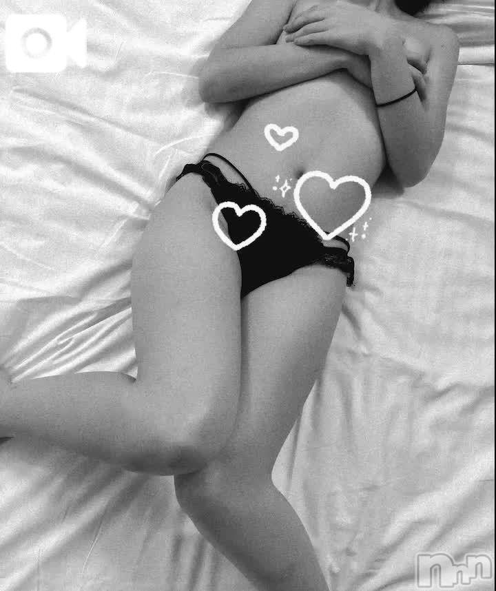 三条デリヘル新潟デリヘル倶楽部　三条店(ニイガタデリヘルクラブ　サンジョウテン) ゆりか(19)の4月19日写メブログ「出勤しました(*^^*)」