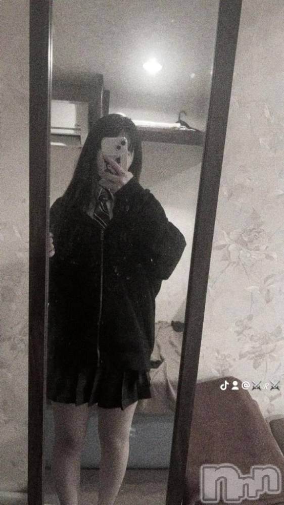 三条デリヘル新潟デリヘル倶楽部　三条店(ニイガタデリヘルクラブ　サンジョウテン) ゆりか(19)の10月22日写メブログ「最近🫶💭」