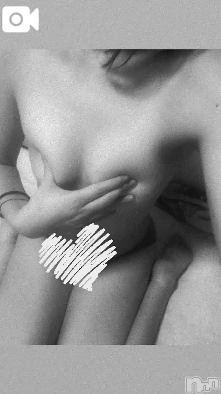 三条デリヘル新潟デリヘル倶楽部　三条店(ニイガタデリヘルクラブ　サンジョウテン)ゆりか(19)の2025年10月20日写メブログ「出勤しました🫶💭」