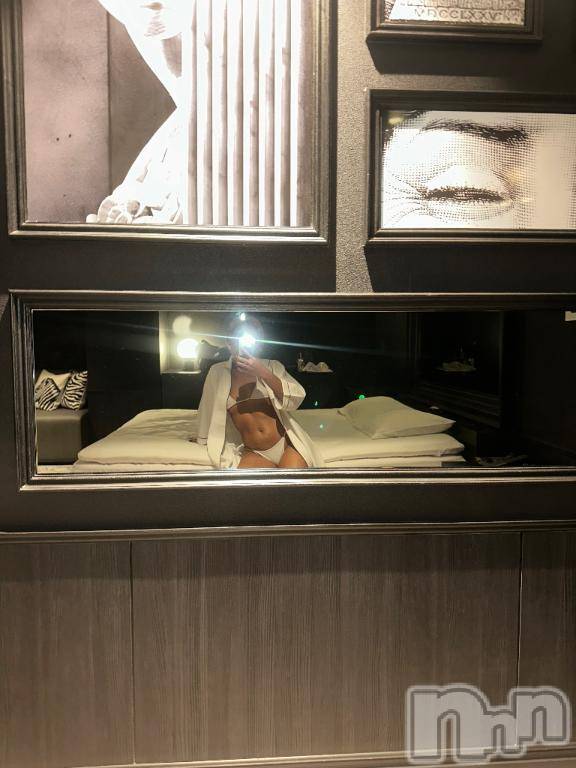 新潟デリヘルMelt(メルト)みやび(20)の2025年12月27日写メブログ「次回《22:40》」