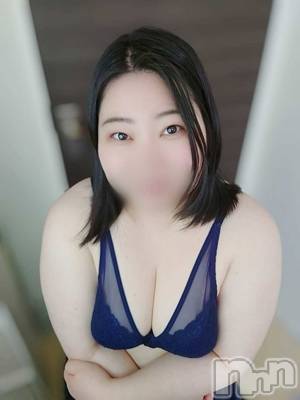 しき(32) 身長160cm、スリーサイズB108(E).W99.H110。松本発ぽっちゃり ちゃんこ長野　塩尻北IC店(チャンコナガノ　シオジリキタインターチェンジテン)在籍。