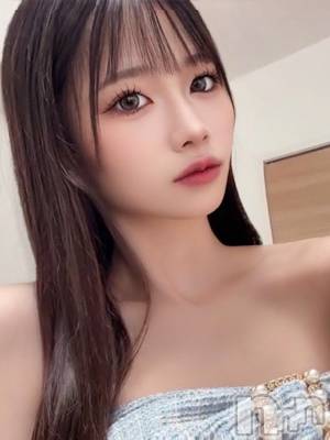 瀬戸ななせ(21) 身長168cm、スリーサイズB100(G以上).W57.H86。上越デリヘル RICHARD（リシャール）在籍。