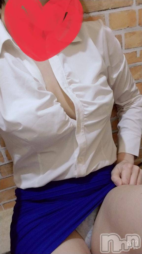新潟人妻デリヘル新潟人妻　2nd Wife(セカンドワイフ)体験。りえ奥様(33)の2025年4月15日写メブログ「出勤しました☆」