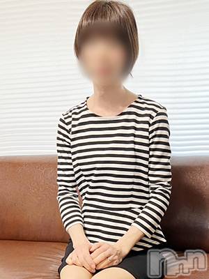 おと(40) 身長157cm、スリーサイズB82(B).W57.H80。新潟人妻デリヘル 熟女の風俗 最終章(ジュクジョノフウゾクサイシュウショウ)在籍。