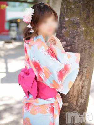なごみ(20) 身長163cm、スリーサイズB87(F).W56.H84。 寿限夢(じゅげむ)本店在籍。