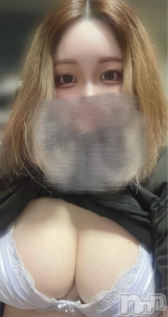 新潟デリヘル奥様特急 新潟店(オクサマトッキュウニイガタテン)えりな(26)の2025年5月12日写メブログ「居るよ～💜」