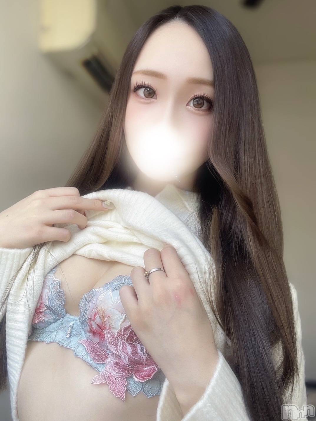 ゆりな