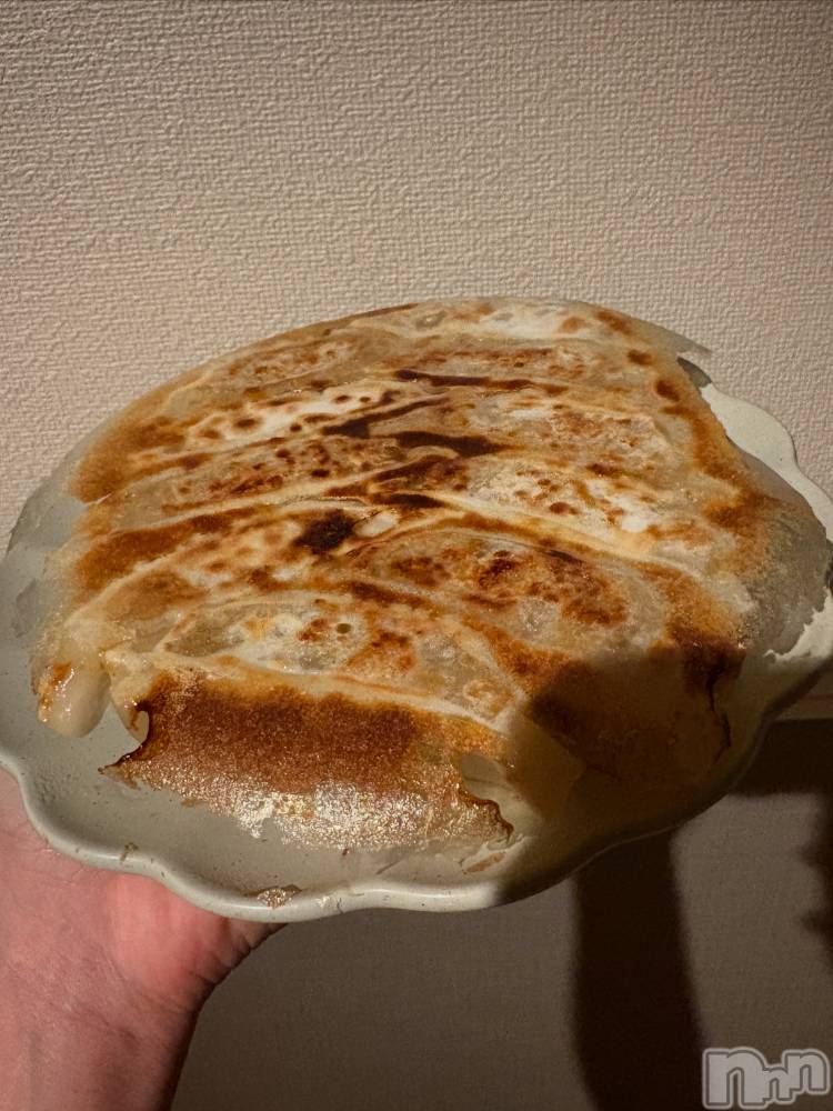 ƲХ顦THE LOUNGE (饦󥸥ե) ߤ84̥֥֤ϤʤΤȡ