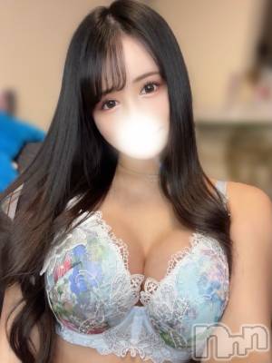 りいな(22) 身長156cm、スリーサイズB92(G以上).W56.H84。上越デリヘル BLUE BIRD上越店(ブルーバード上越店)在籍。