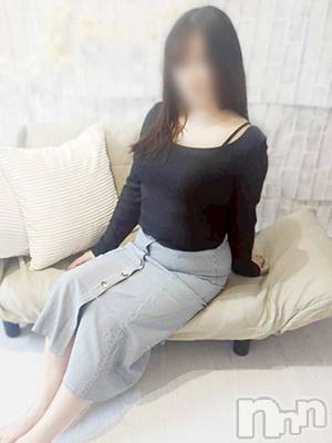 きらり(43) 身長156cm、スリーサイズB86(F).W59.H86。新潟デリヘル 熟女の風俗 最終章(ジュクジョノフウゾクサイシュウショウ)在籍。