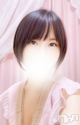 日向(22) 身長152cm、スリーサイズB().W.H。新潟メンズエステ ナチュラルリフレ在籍。