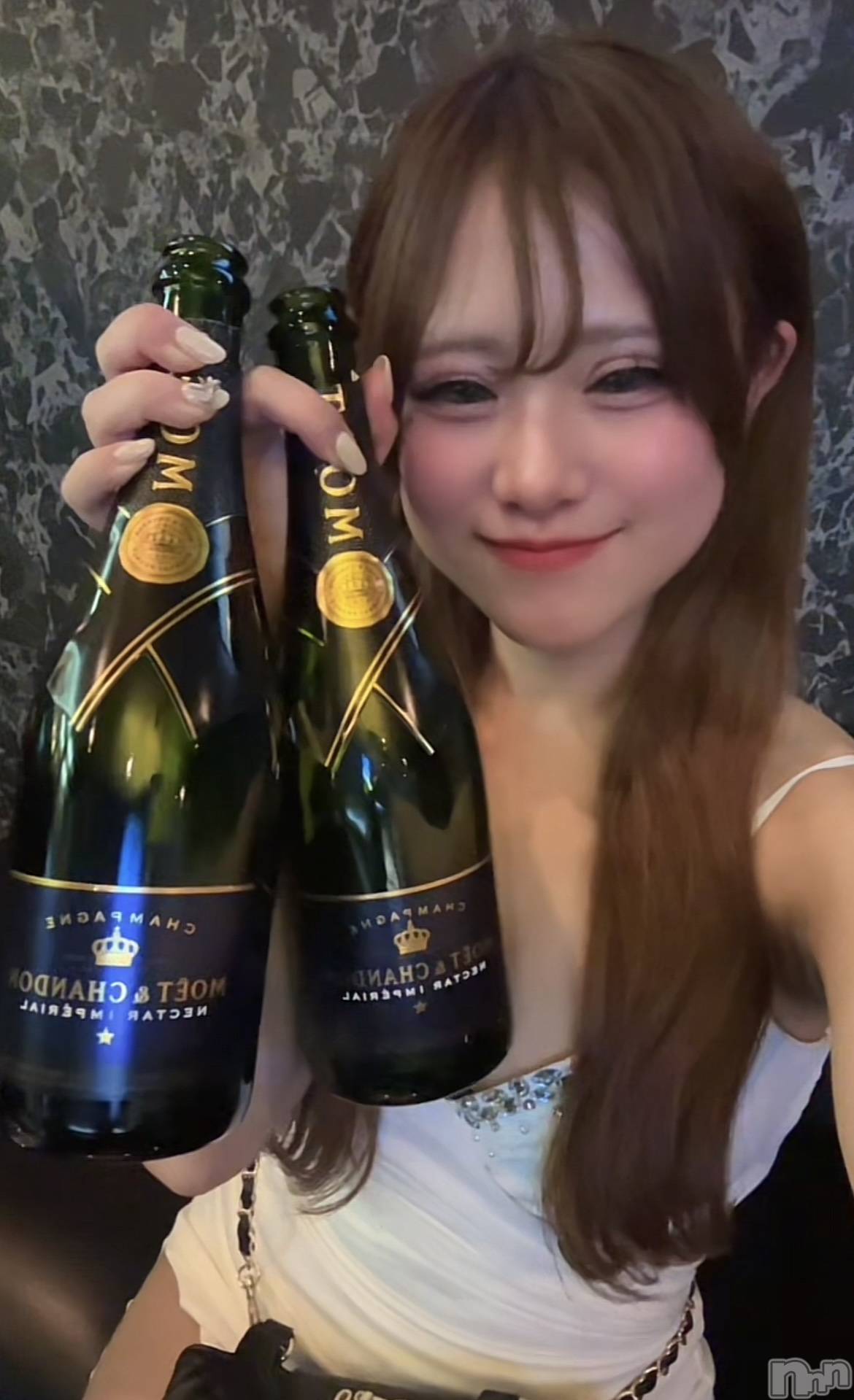ĮХ顦FOXXY(ե) 2025ǯ56̥֥֤碌