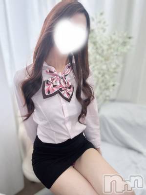 らん/ヘルス＆エステ課(23) 身長162cm、スリーサイズB83(B).W55.H82。新潟デリヘル Office Amour(オフィスアムール)在籍。