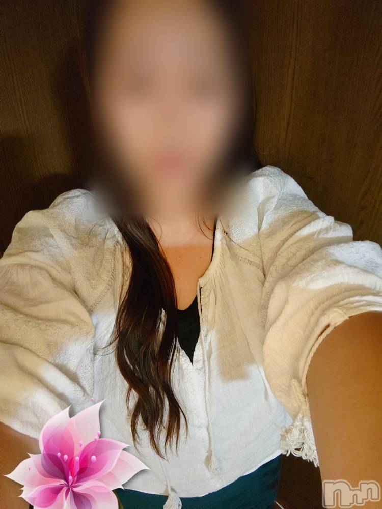 長岡人妻デリヘル長岡人妻市(ナガオカヒトヅマイチ) あんな★おっとりした雰囲気の人妻(38)の5月10日写メブログ「今日出勤(*^^*)」