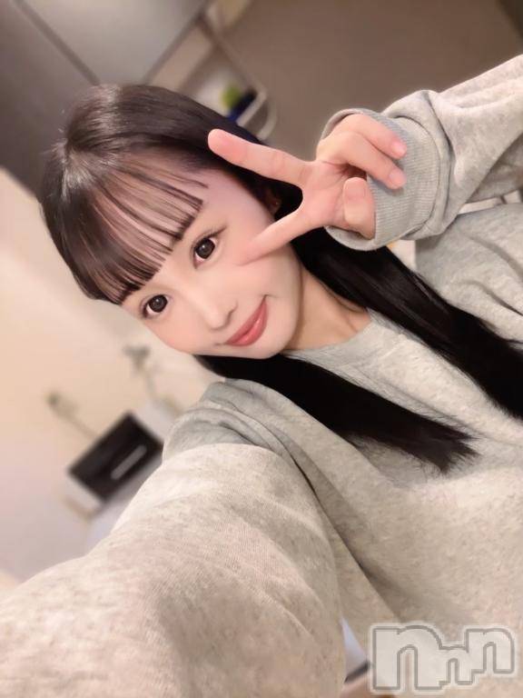 上越デリヘルBLUE BIRD上越店(ブルーバード上越店)のえる(20)の2026年4月12日写メブログ「寒暖差に負けない、エイエイオー💖」