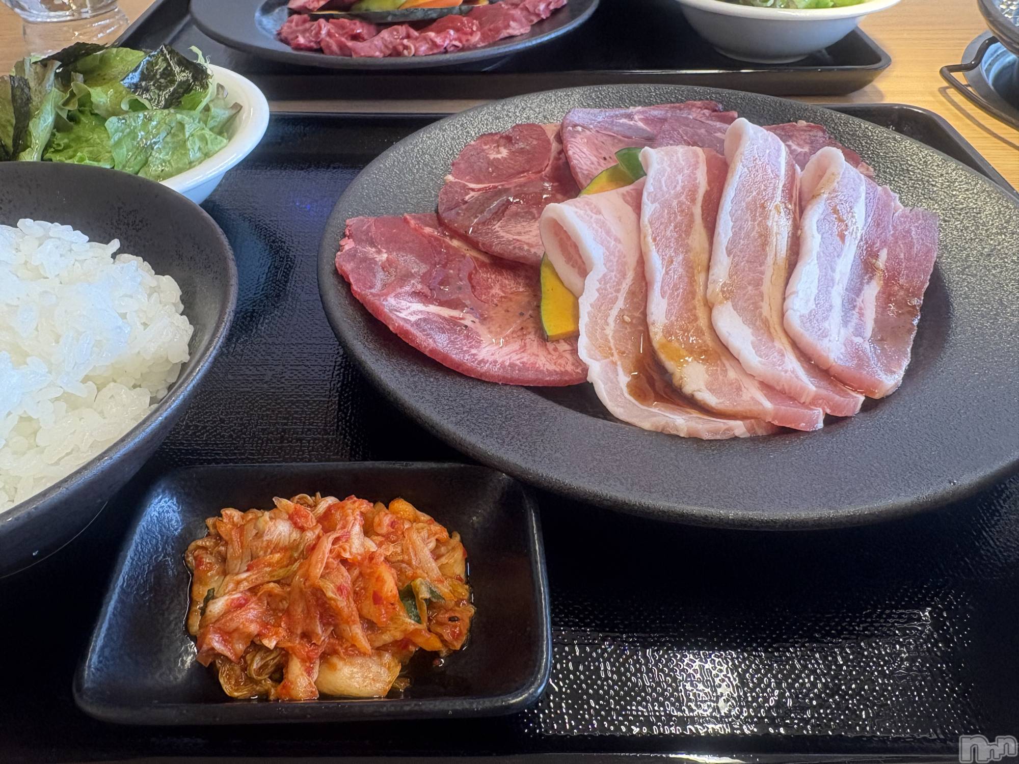 新潟駅前スナック・ガールズバーコンセプトカフェ 夢見る廃教会~明日死ぬかもしれないぢゃん~(コンセプトカフェユメミルハイキョウカイ) の2025年10月26日写メブログ「魚よりお肉派🤤」