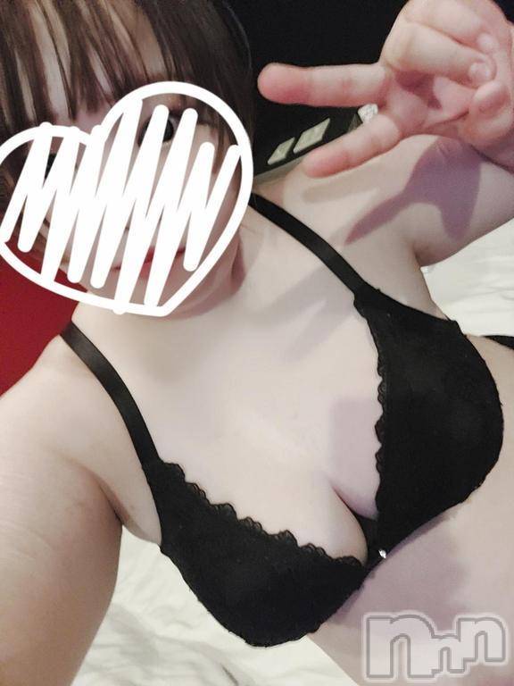 三条デリヘル新潟三条燕ちゃんこ(ニイガタサンジョウツバメチャンコ) ましろ(29)の6月1日写メブログ「出勤してます!」