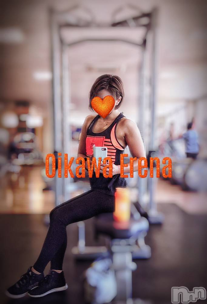 長岡デリヘルBIANCA～主人の知らない私～長岡店(ビアンカナガオカテン) 及川　えれな(38)の1月19日写メブログ「筋トレ女子時代の掘り出し物写真~ 腹筋、割れてましたw~」