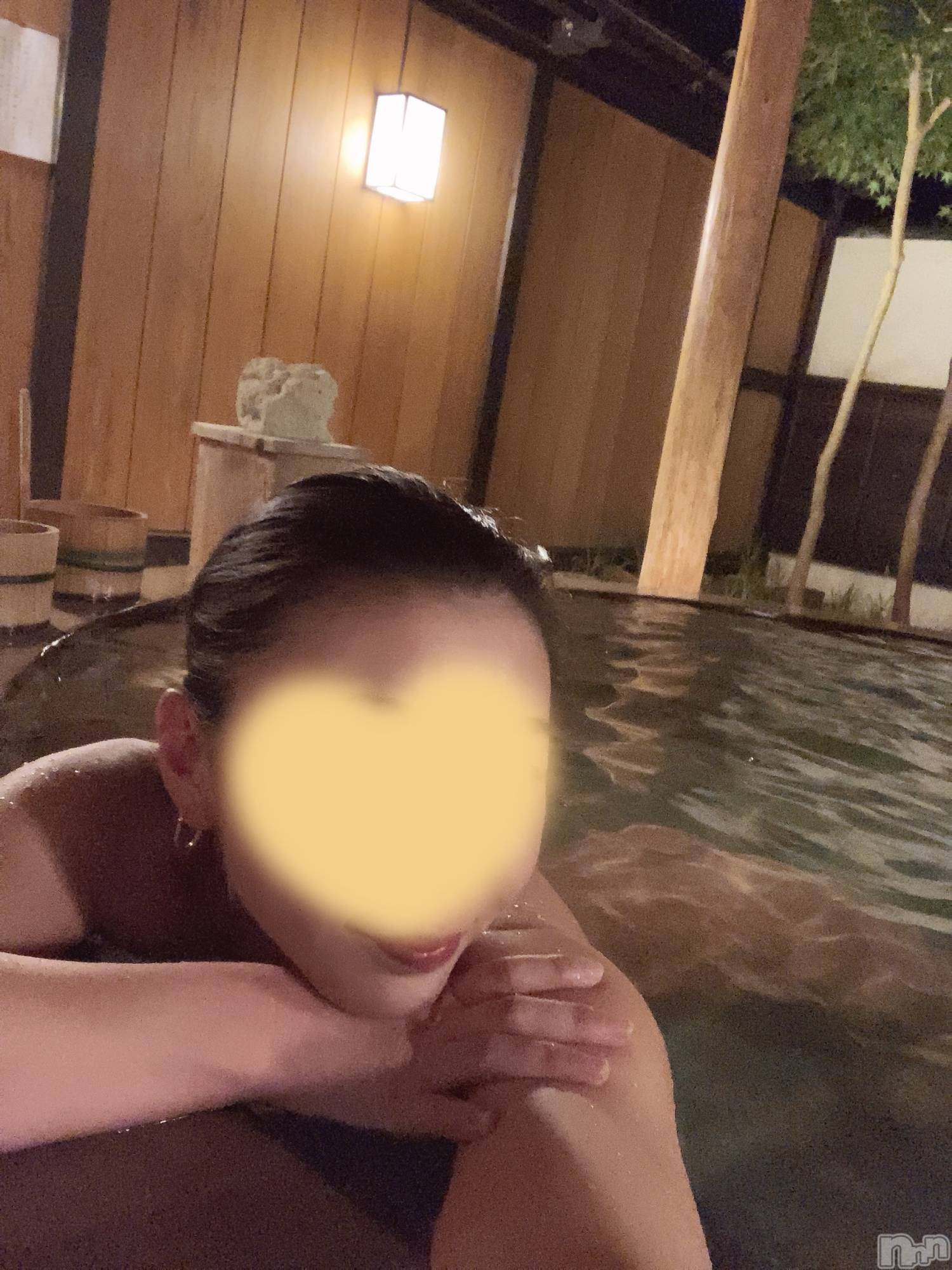 長岡人妻デリヘルBIANCA～主人の知らない私～長岡店(ビアンカナガオカテン)及川　えれな(38)の2025年5月2日写メブログ「露天風呂♨️」