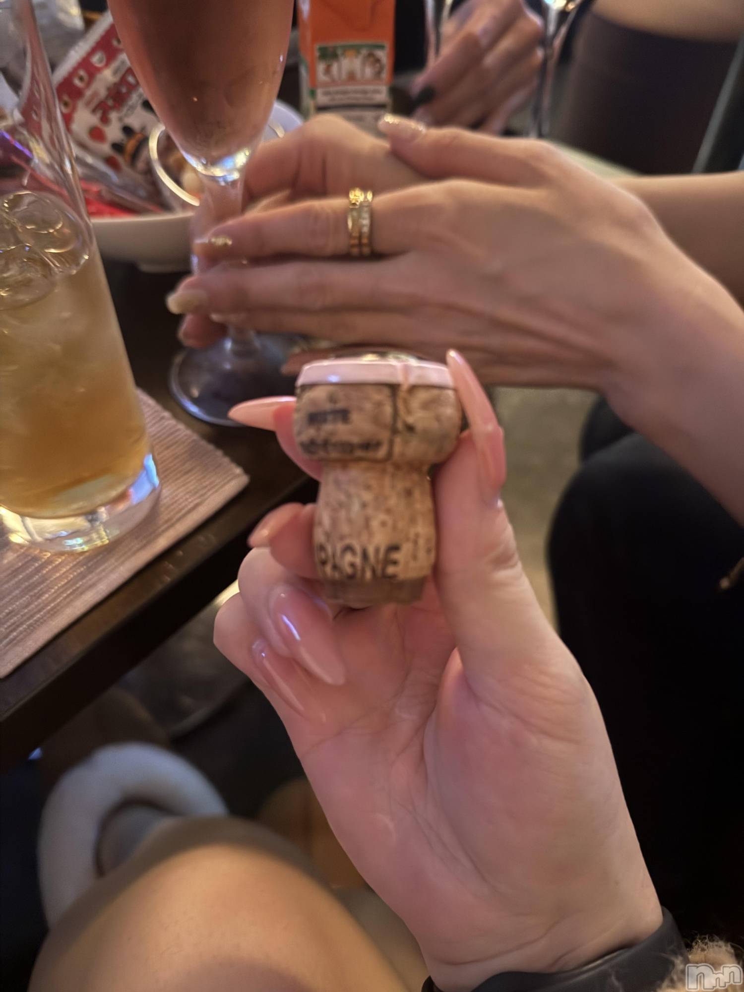 ƲХ顦Lounge Veranda(饦󥸥٥) 2025ǯ125̥֥125 1946ʬΥ֥