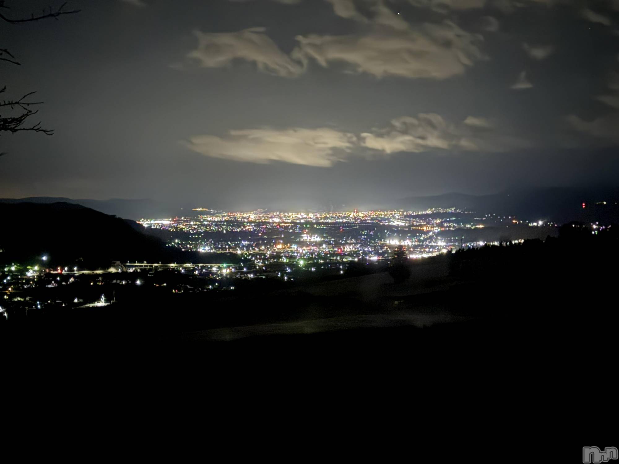 ��Ʋ����Х��顦�����Lounge Veranda(�饦�󥸥٥���) ��2025ǯ12��15���̥�֥�����12��15�� 19��34ʬ�Υ֥�����