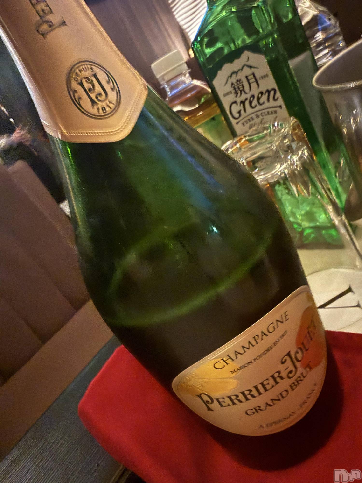 ��Ʋ����Х��顦�����Lounge Veranda(�饦�󥸥٥���) ��2026ǯ6��20���̥�֥����֤���Ԥԡ�